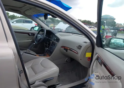 2005 Volvo S60 2.4 z USA, uszkodzony, nr VIN YV1RS640X52475496